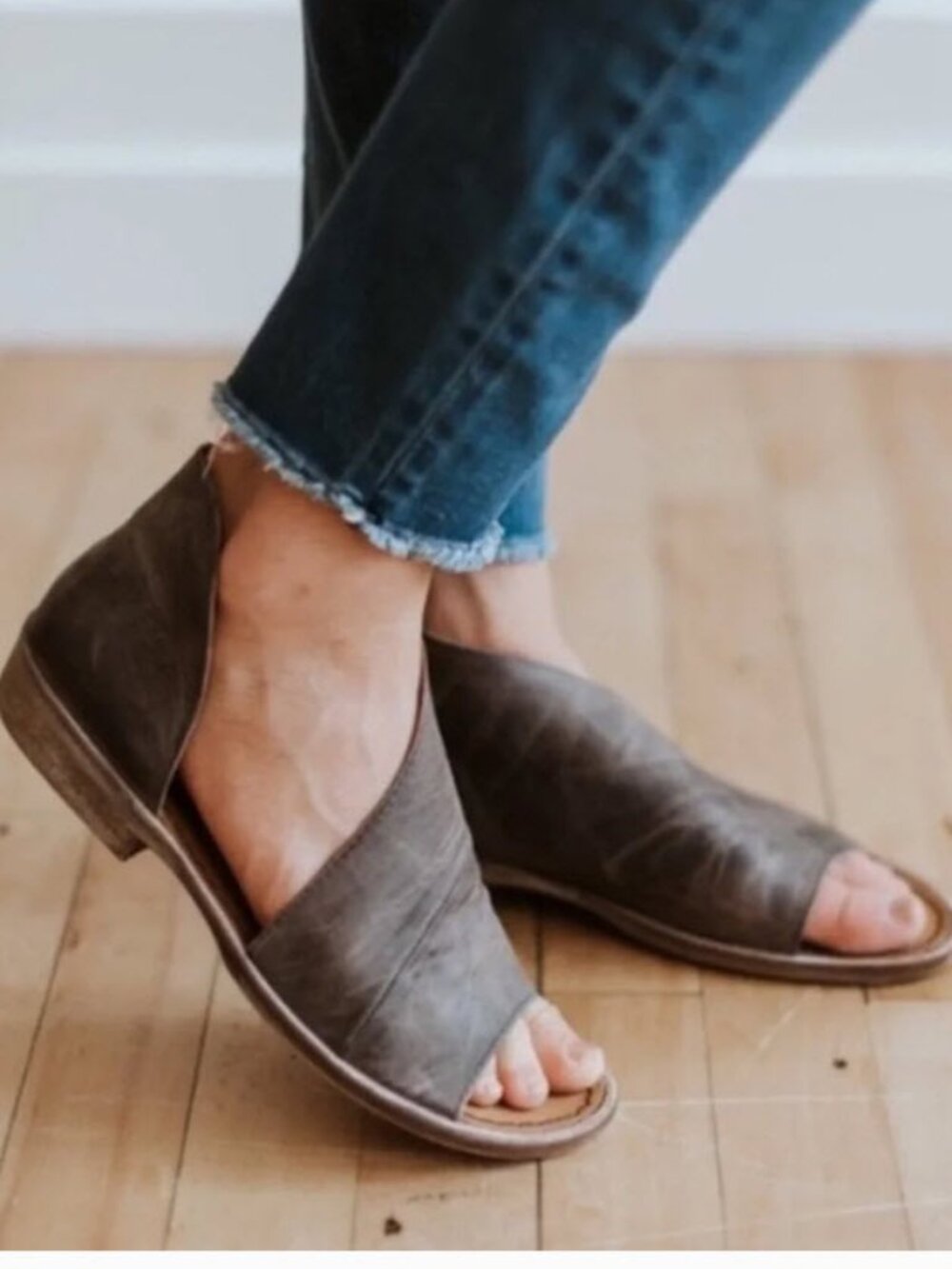 Free People Mont Blanc Leather Peep Toe Sandals Size 36 Brown